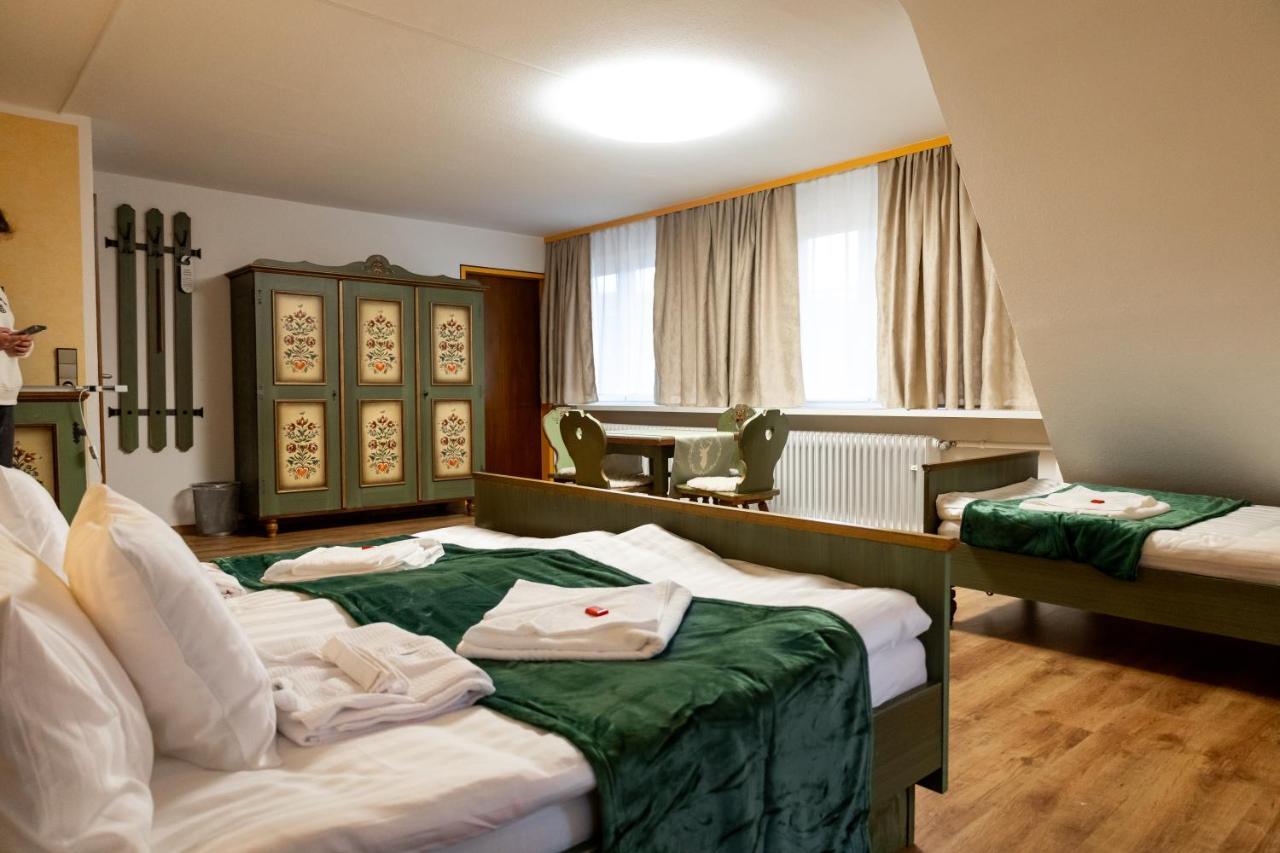 Hotel Zum See, Titisee Екстер'єр фото