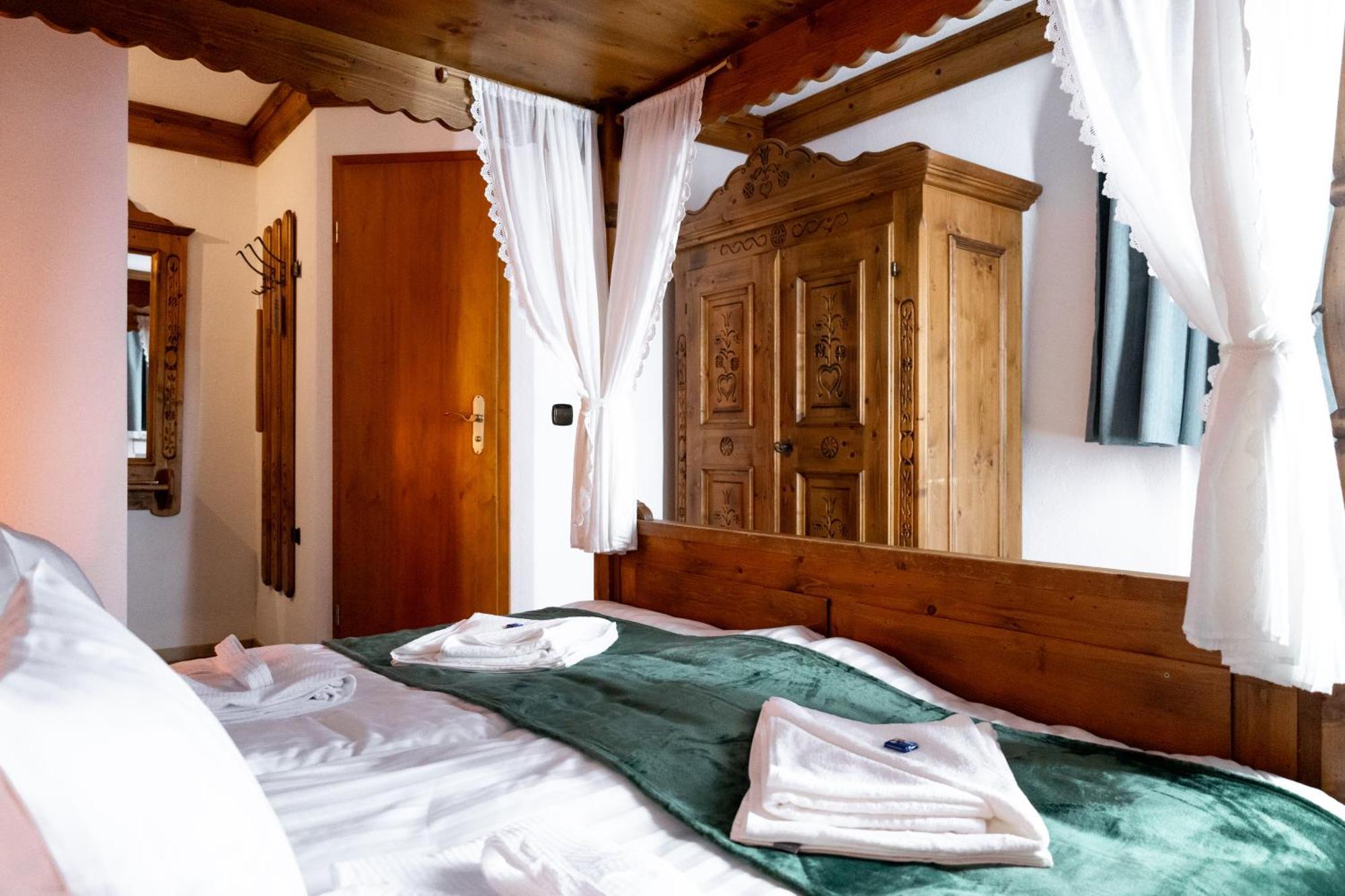 Hotel Zum See, Titisee Екстер'єр фото