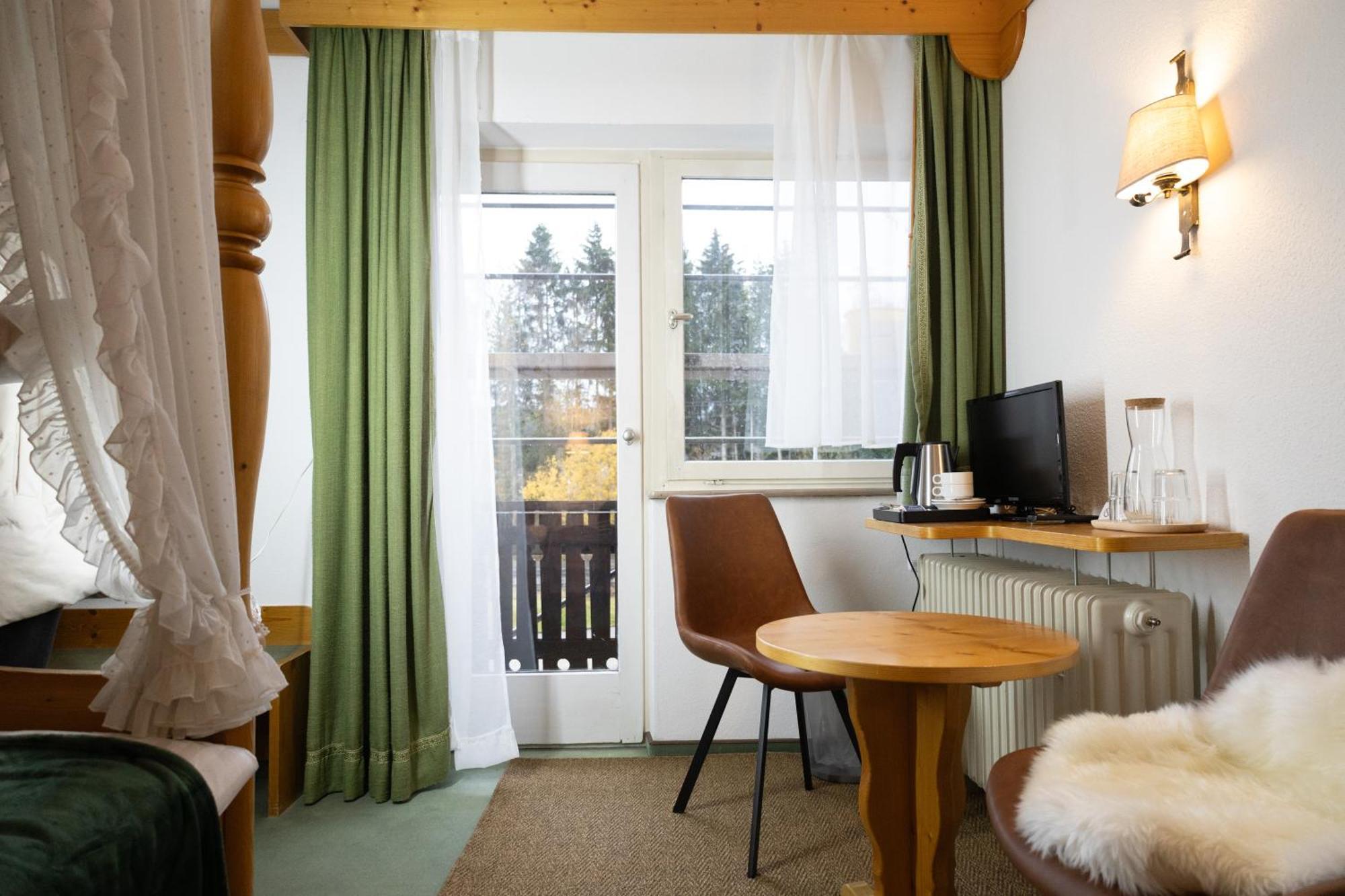 Hotel Zum See, Titisee Екстер'єр фото