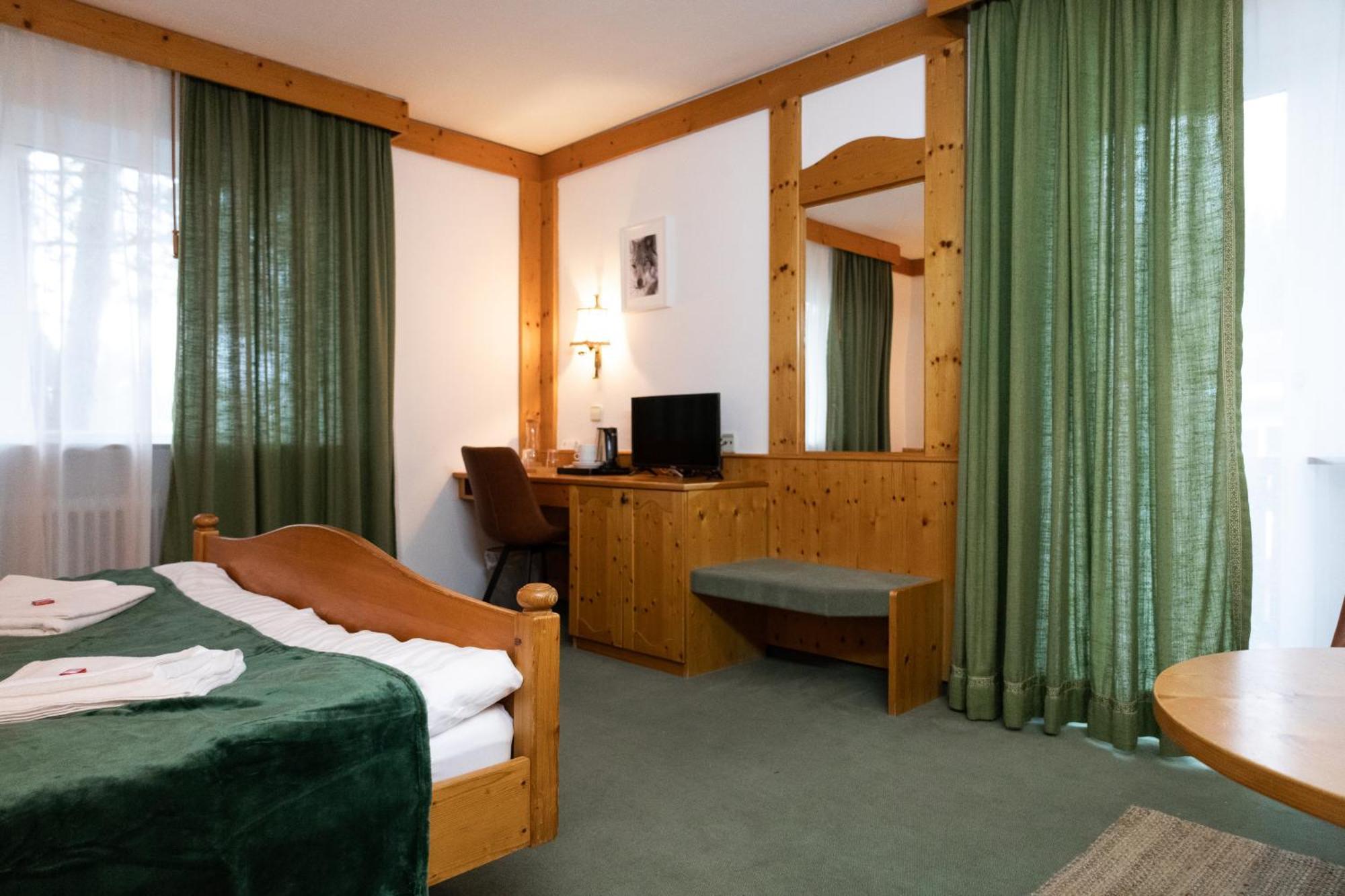 Hotel Zum See, Titisee Екстер'єр фото