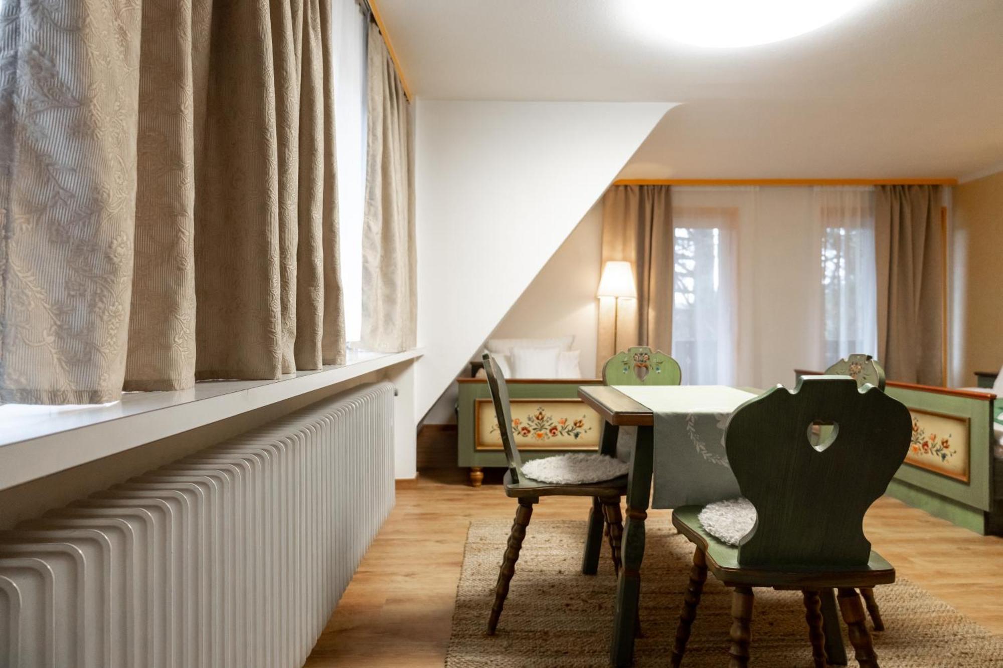Hotel Zum See, Titisee Екстер'єр фото