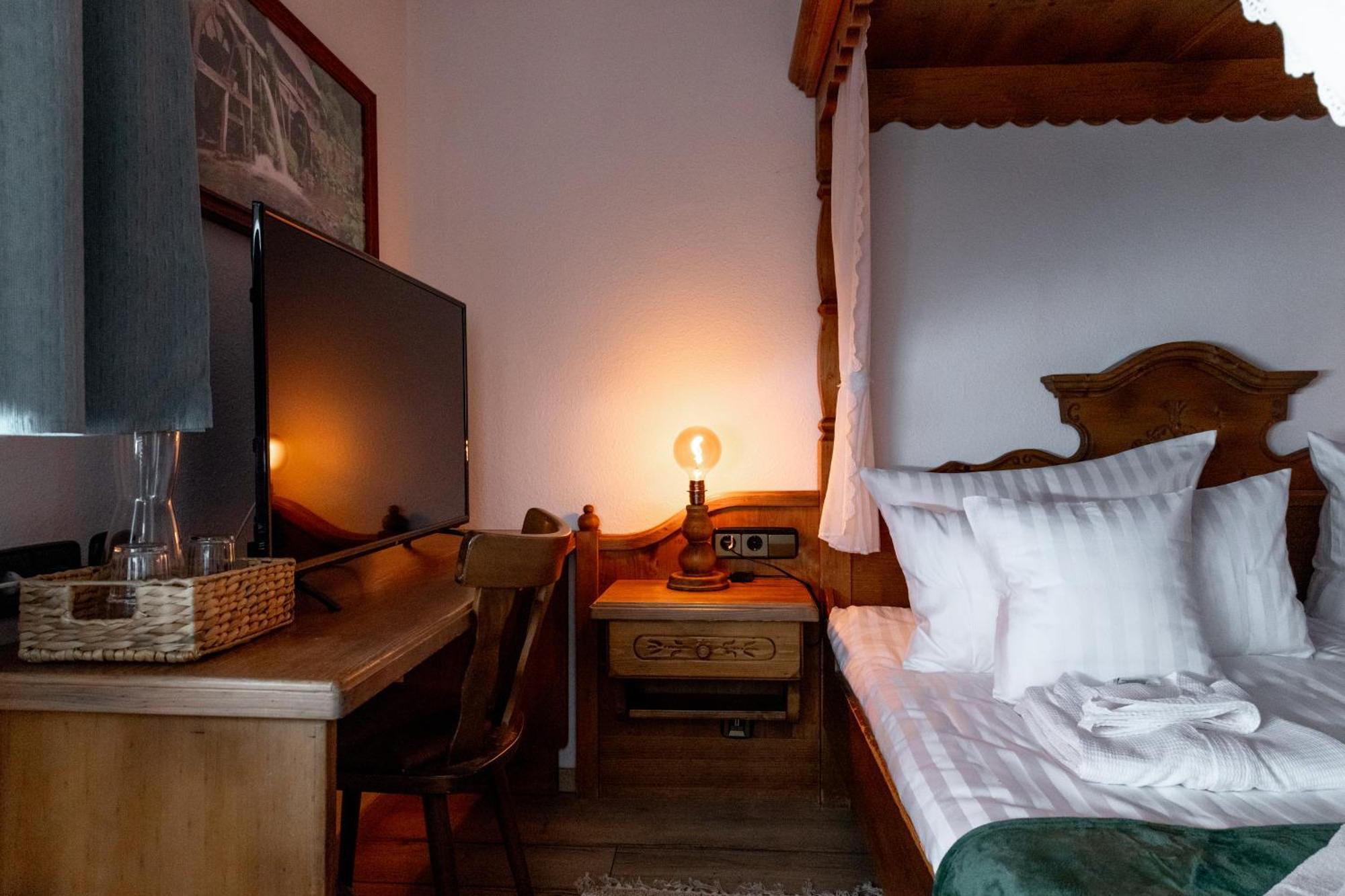 Hotel Zum See, Titisee Екстер'єр фото