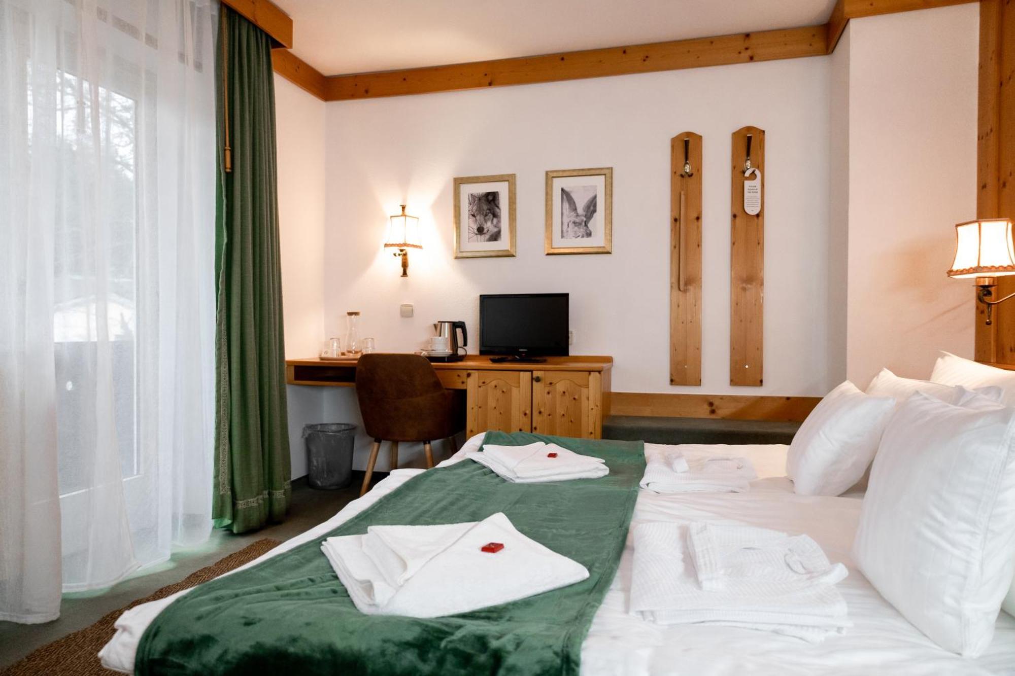 Hotel Zum See, Titisee Екстер'єр фото