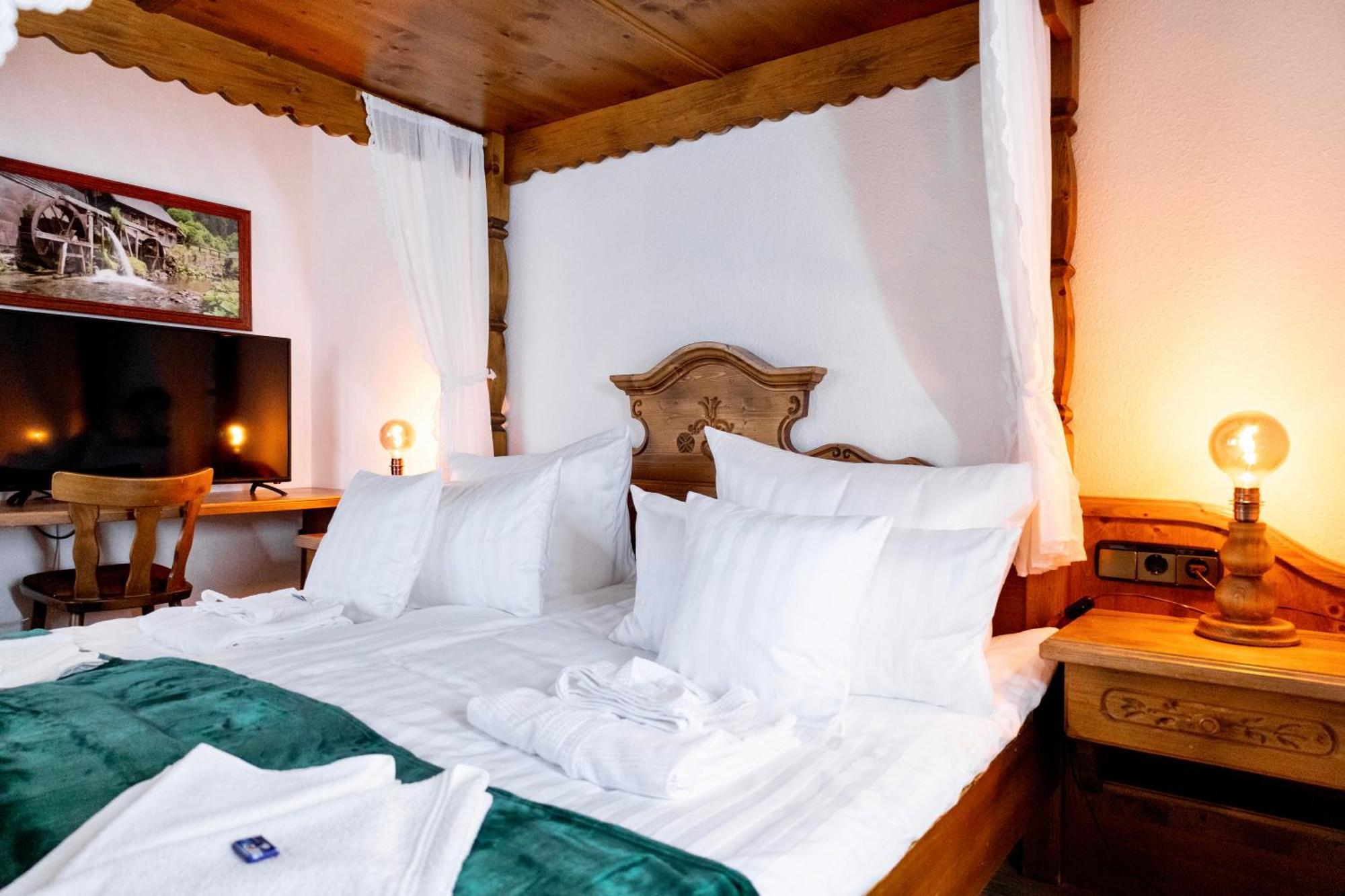 Hotel Zum See, Titisee Екстер'єр фото