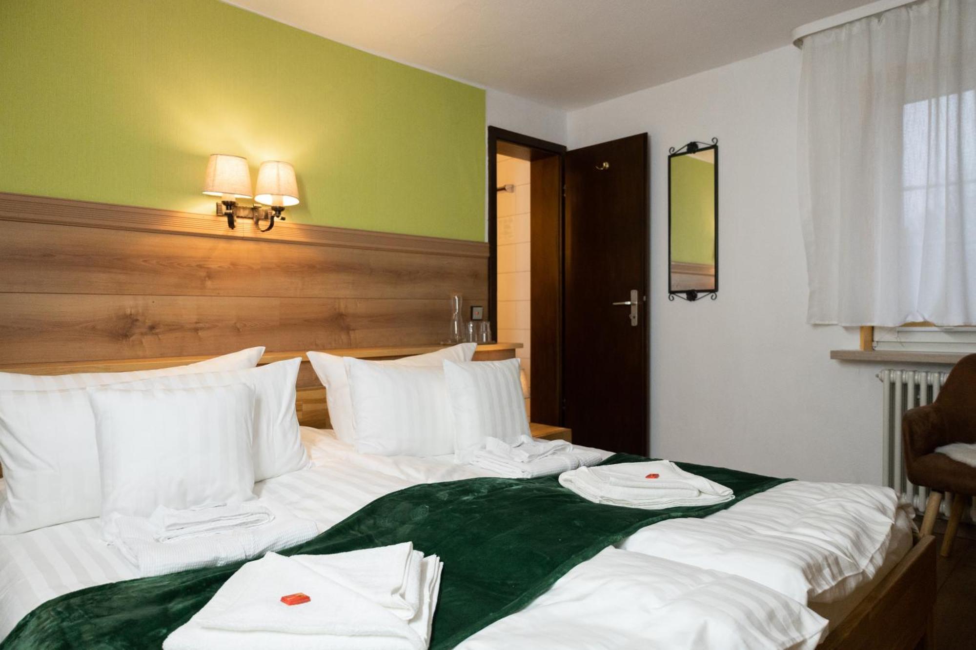 Hotel Zum See, Titisee Екстер'єр фото